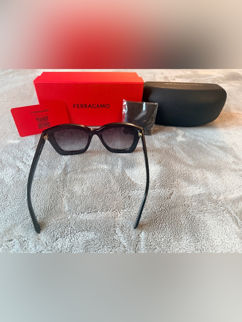 Salvatore Ferragamo Black Square Women’s Sunglasses- SF 955S - Picture 2 of 7
